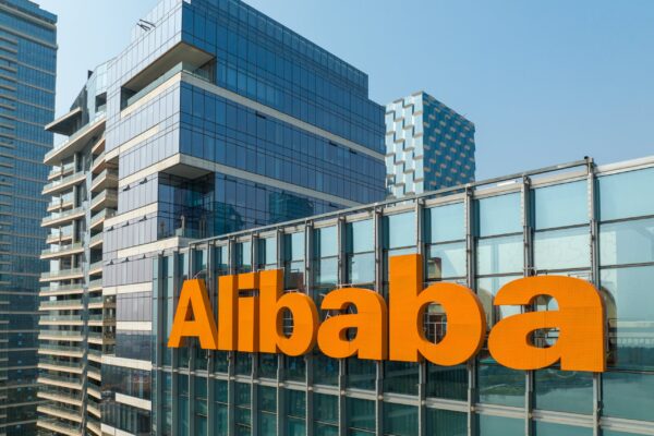 Alibaba launches a new consumer AI chatbot service, pushing generative AI into its e-commerce ecosystem.