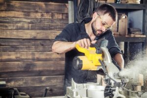 Power Giant Faces Lawsuits Over Workers Developing Asthma from Wood Dust Exposure