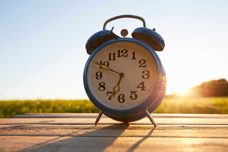 Experts Weigh In on How Changing Clocks Affects Your Body and Sleep