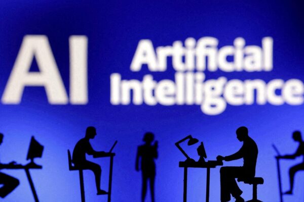 Global Firms Accelerate Job Cuts Amid Weak Business Sentiment and Aggressive AI Integration