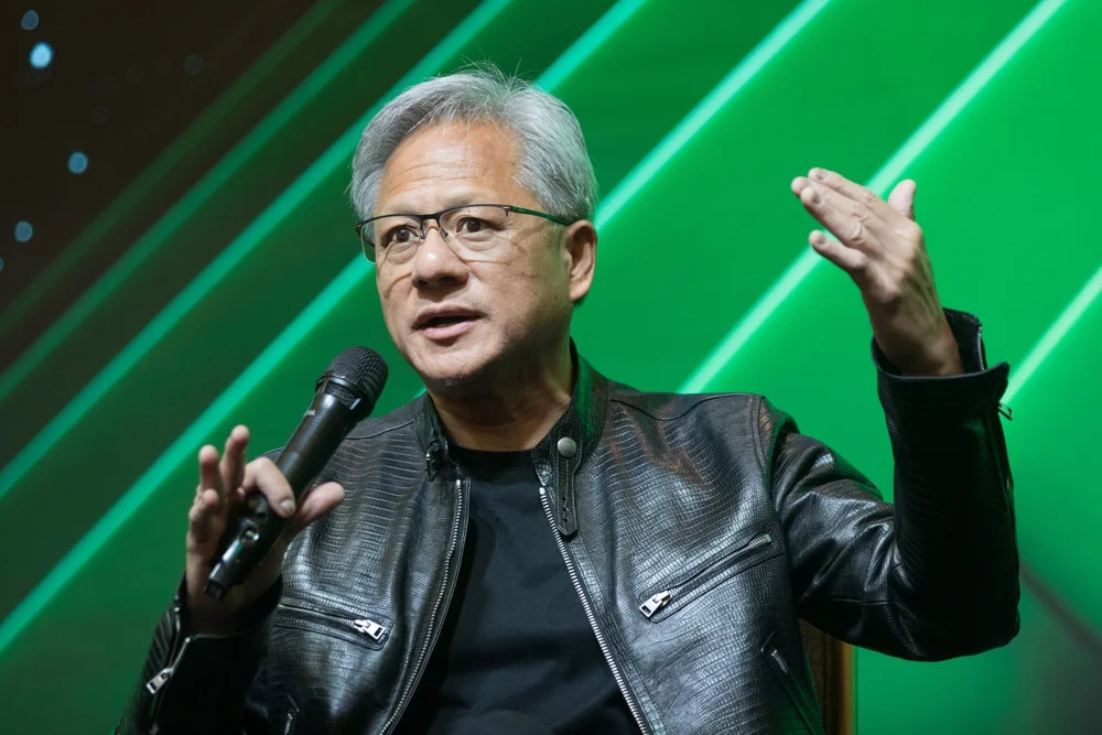 NVIDIA CEO’s Seoul Visit Blends K-Food, AI Deals Ahead of APEC Summit