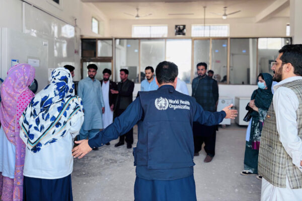 Pakistan Trains 140,000 Health Workers Ahead of Vaccination Drive to Shield 35 Million Children