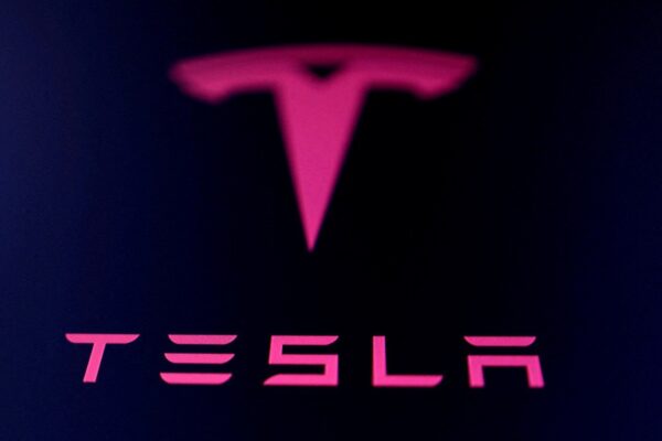 Tesla to Unveil ‘Cybercab’ at Shanghai Expo in Early November