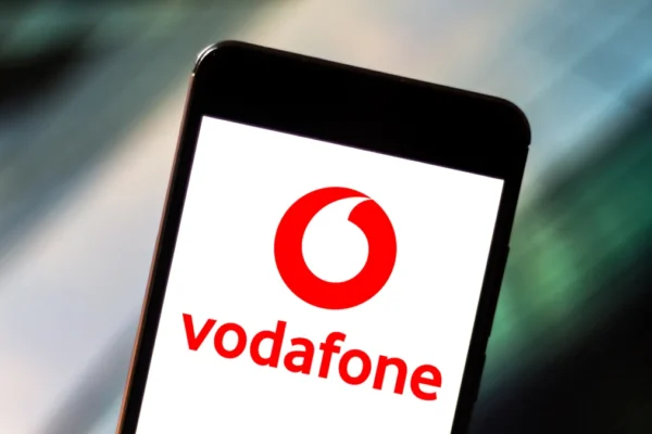 Vodafone Restores UK Network After Major Outage Hits Over 130,000 Customers