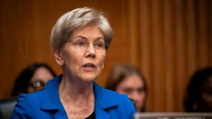 Warren Urges Trump Administration To Release Jobs Report Amid Government Shutdown