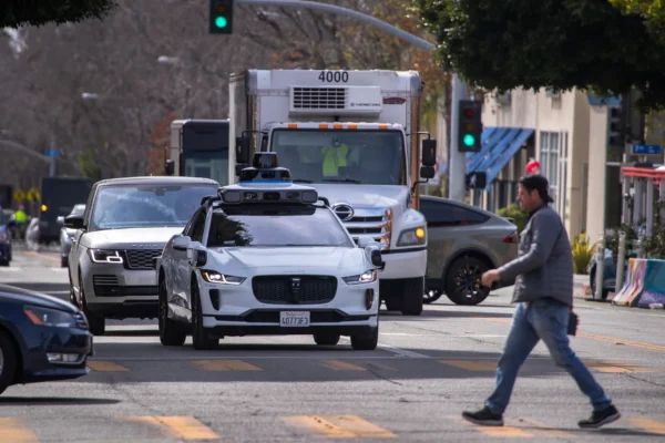 Waymo robotaxi safety investigation