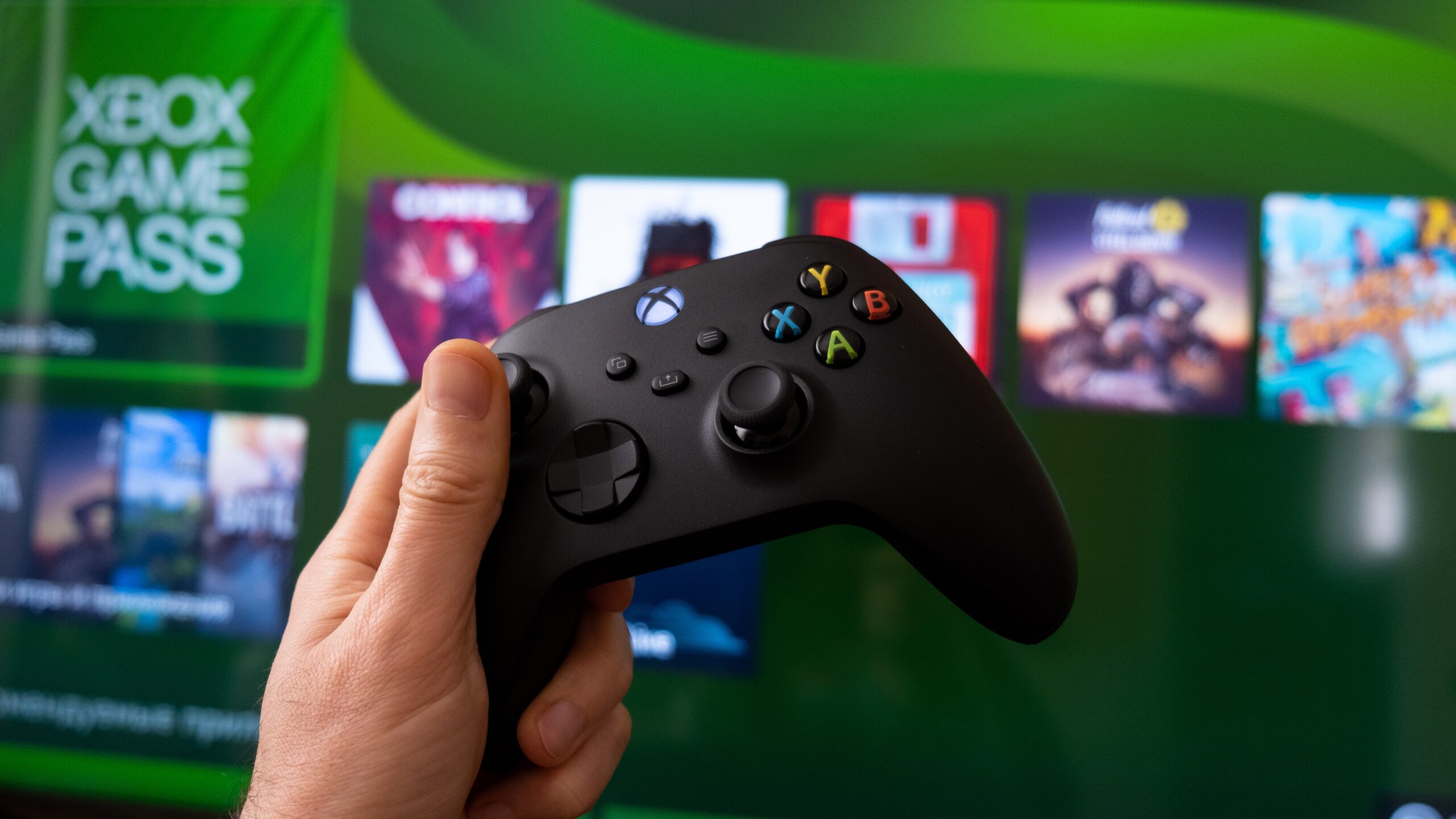 Xbox Cloud Gaming to Go Free With Ads in Upcoming Test