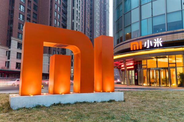 Xiaomi warns that surging memory chip prices are increasing smartphone costs, signaling potential price hikes for consumers.