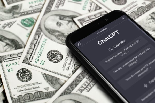 Can You Trust ChatGPT for Investment Advice? Experts Sound the Alarm