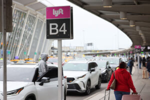 Lyft Strikes Back: New United Airlines Partnership Offers Up to 4x Miles Per Dollar on Rides