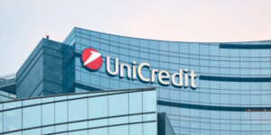 UniCredit CEO Puts French Fund Manager Amundi “On Notice” for Post-2027 Partnership