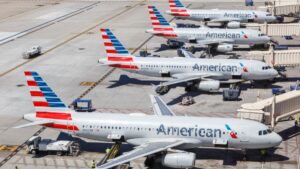American Airlines Expands Mileage Earning on Basic Economy Tickets, Aiming to Win Back Budget Flyers