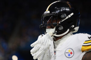 DK Metcalf Face Financial Crisis as Steelers Star Risks $45 Million in Contract Guarantees After Fan Fight
