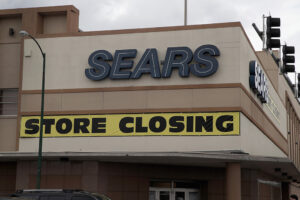 Lampert’s Legacy Under Fire: New NYT Report Details the Systematic Siphoning of Sears and Seritage Assets