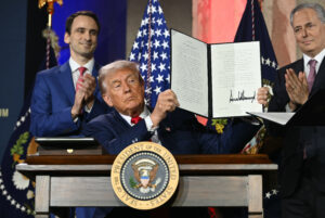 President Trump Declares Absolute Right to Impose New Tariffs Following Supreme Court Rejection