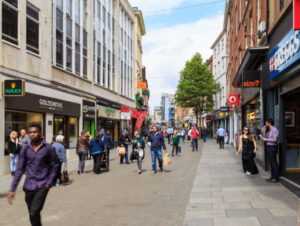 UK Consumer Spending Slips Before Christmas as Government Borrowing Eases