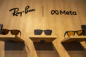 Meta Pauses Next-Gen Ray-Ban Smart Glasses With Displays as AI Strategy Shifts