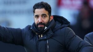 Neville Urges Manchester United to Abandon Short-Term Fixes After Amorim Departure