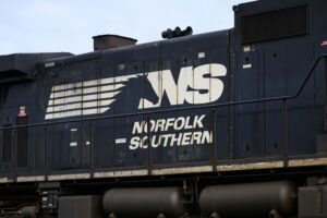 Norfolk Southern quarterly profit