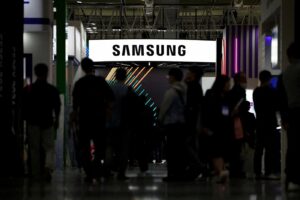 Samsung to Equip Phones With Google’s Gemini AI in Bid to Ship 800M Devices This Year