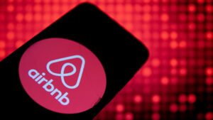 Airbnb Surpasses Revenue Expectations as International Expansion Gains Pace