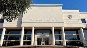 Arizona Court Invalidates 1864 Abortion Ban, Clearing Path for Legal Protections