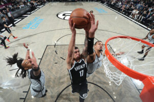 Julian Champagnie Leads San Antonio Spurs to 11th Straight Victory in Brooklyn Homecoming