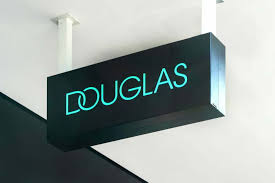 European Beauty Giant Douglas