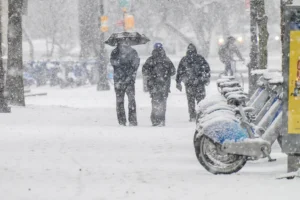 Northeast Weekend Weather Outlook: Potential Snow and Ice Threats Loom