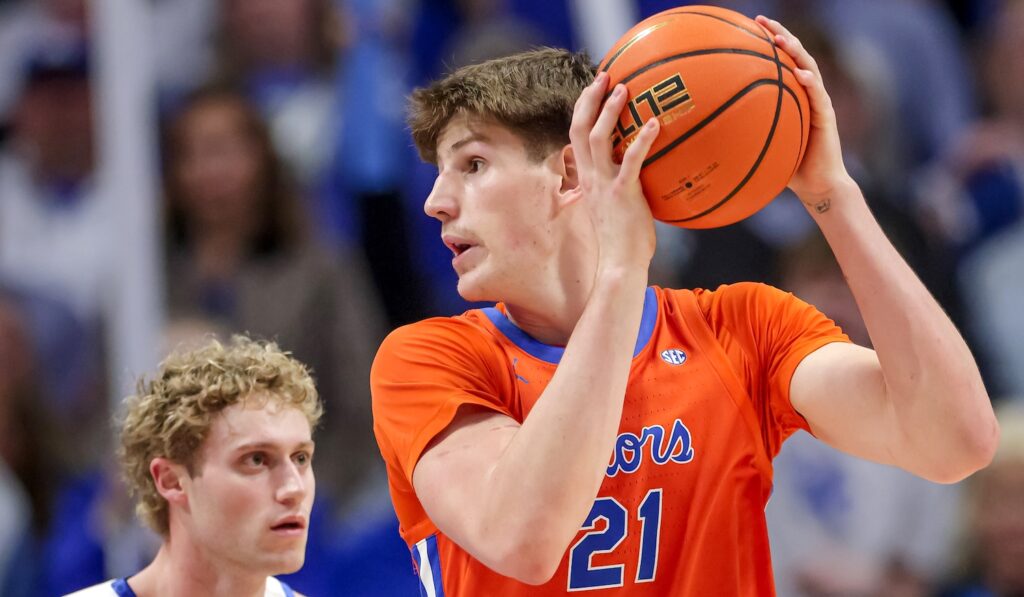 Alex Condon Fuels No. 4 Florida Past Kentucky to Reach SEC Semifinals