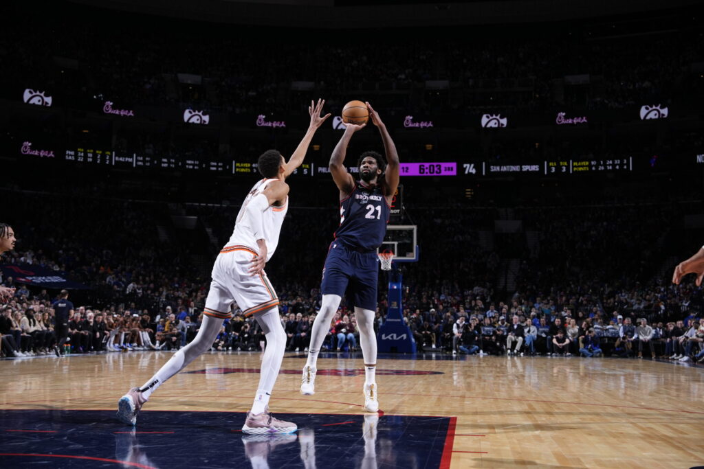 San Antonio Spurs Cruise Past Shorthanded Philadelphia 76ers Behind Wembanyama’s All-Around Display