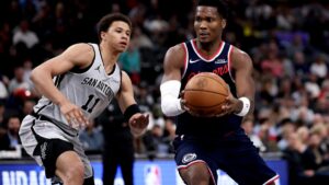 San Antonio Spurs Edge Past Clippers in Narrow Victory Without Kawhi Leonard