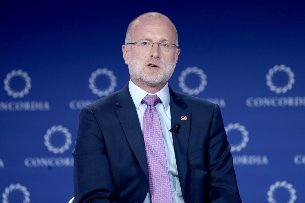 White House Media Chief Targets Broadcaster Licenses Amid Conflict