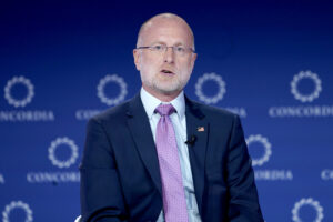 White House Media Chief Targets Broadcaster Licenses Amid Conflict