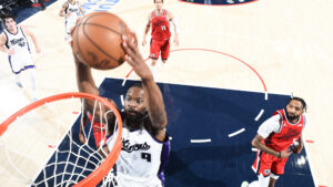 Clippers Surge Past Kings to Secure Eighth Seed in Competitive Western Conference Playoff Race