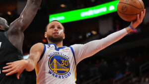 Houston Rockets Stun Warriors With Late Alperen Sengun Basket to Ruin Stephen Curry’s Long-Awaited Return