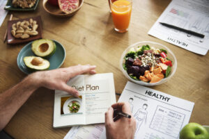 Predictable Eating Plans and Consistent Calorie Counts May Accelerate Weight Loss Success