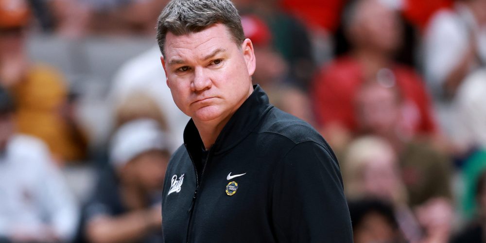 Arizona Coach Tommy Lloyd Dismisses UNC Rumors Ahead of Final Four