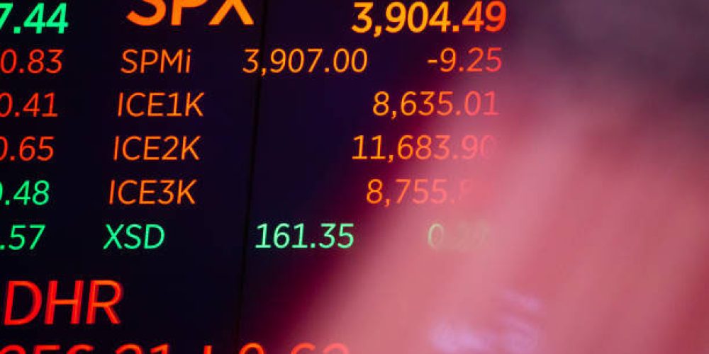 Wall Street Futures Climb as Investors Regain Confidence at the Start of 2026