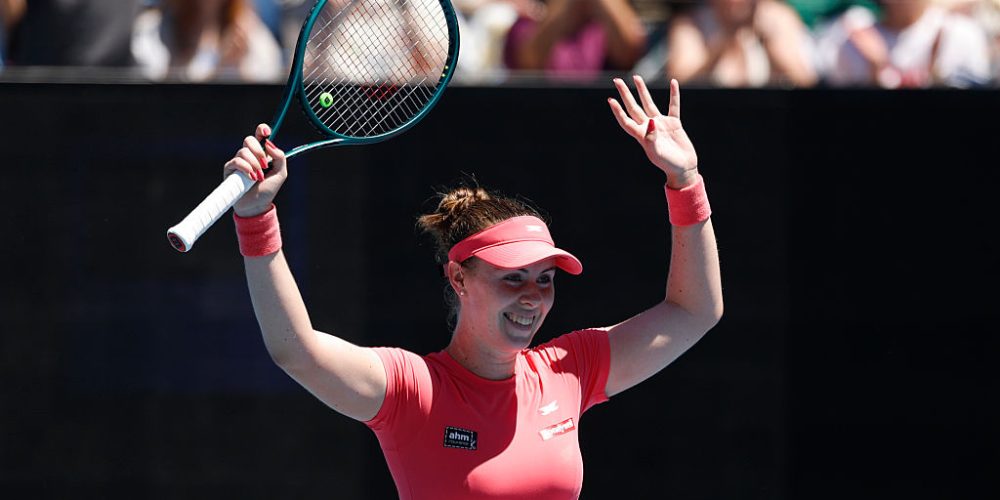 Australian Open 2026: De Minaur Dominates as Seeds Advance in Thrilling Melbourne Showdown