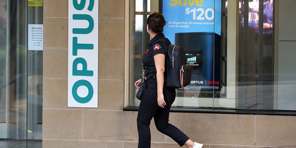 Australia’s Optus CEO Apologises After Emergency-Line Outage, Refuses to Resign
