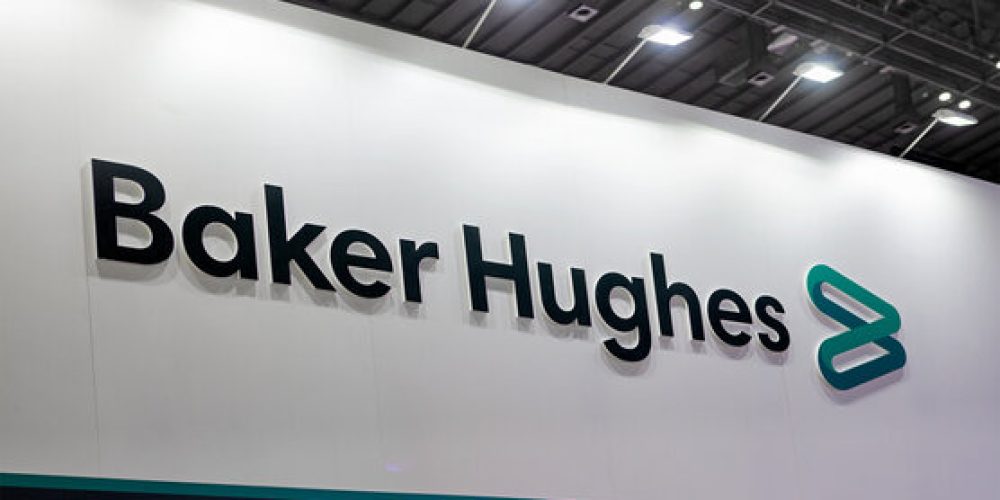 Baker Hughes CEO Predicts 2025 Resilience Fueled by AI Despite Oil Investment Slowdown