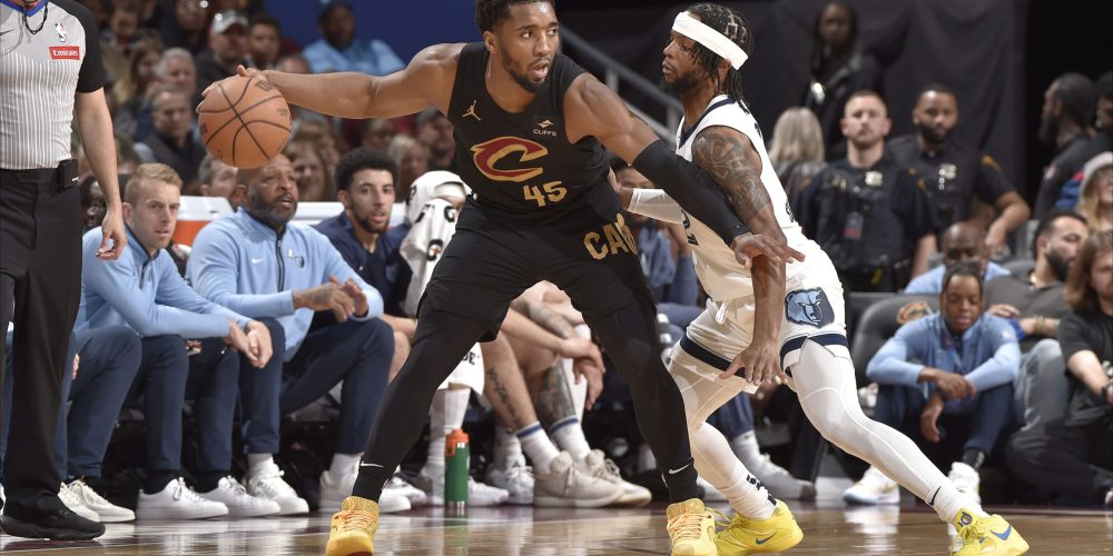 Cleveland Cavaliers Overcome 17-Point Deficit to Clinch 50th Win Against Memphis Grizzlies