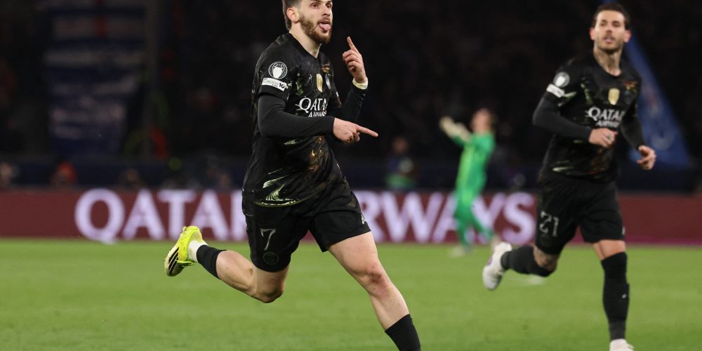 Chelsea Winger Pedro Neto Issues Apology After Incident Involving Ball Boy During Loss