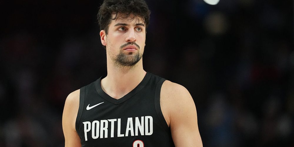 Trail Blazers Overcome Deni Avdija Injury to Secure Hard-Fought Road Win Over Suns