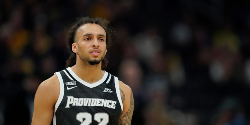 Devin Carter Leads Kings to Victory as Indiana Pacers Suffer Tenth Straight Loss