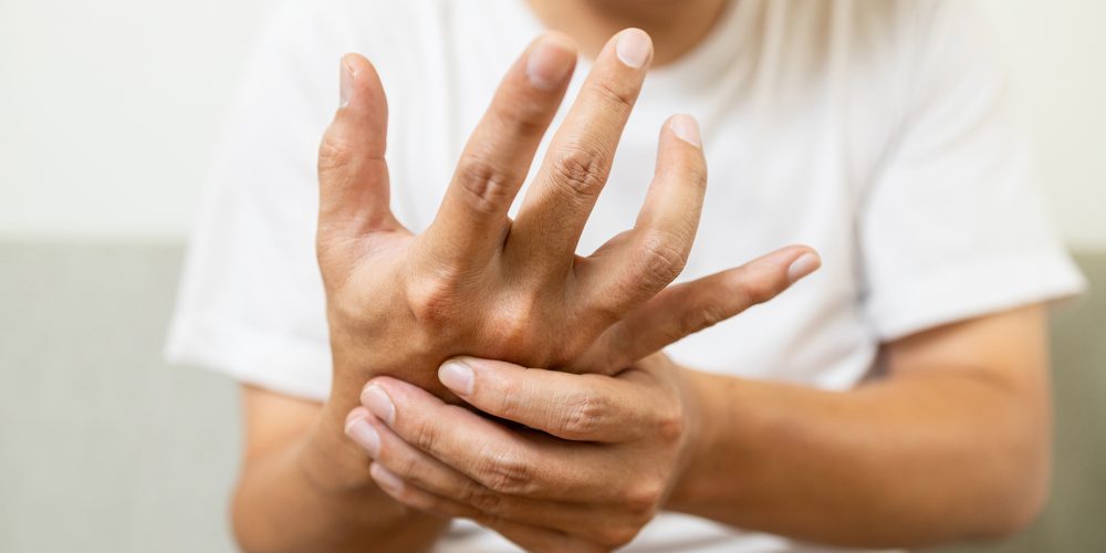 Early Parkinson’s Warning Signs: Non-Motor Symptoms That May Appear Years Before Tremors