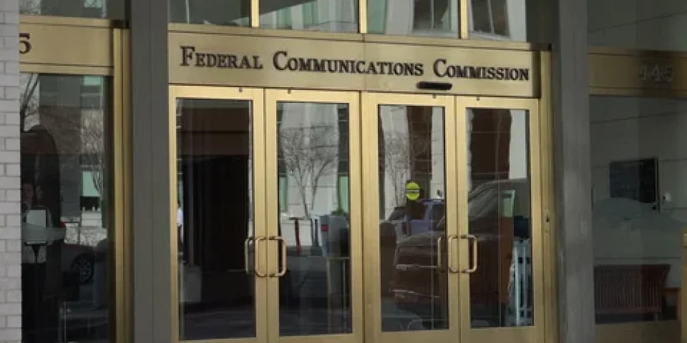 FCC Moves to Bar All Chinese Labs From U.S. Electronics Testing