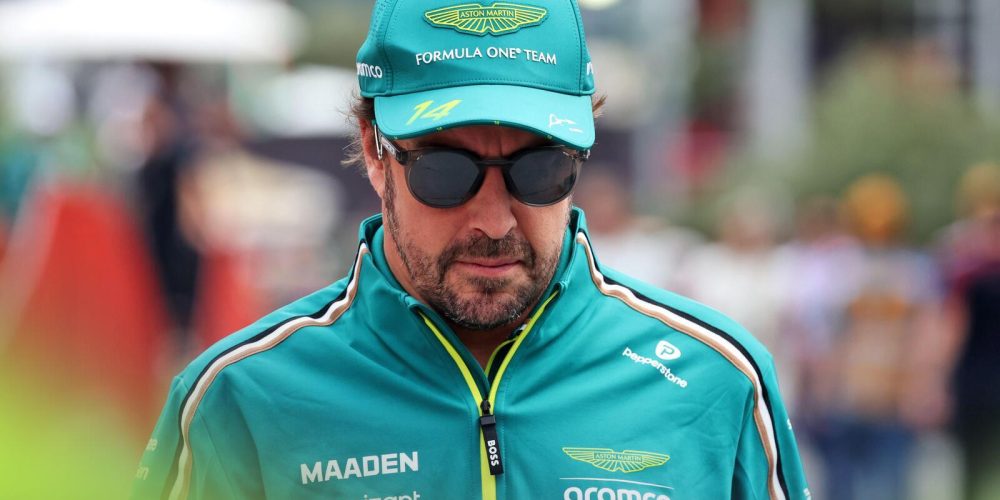 Fernando Alonso Forced to Retire From Saudi Arabian Grand Prix After Losing Feeling in Limbs