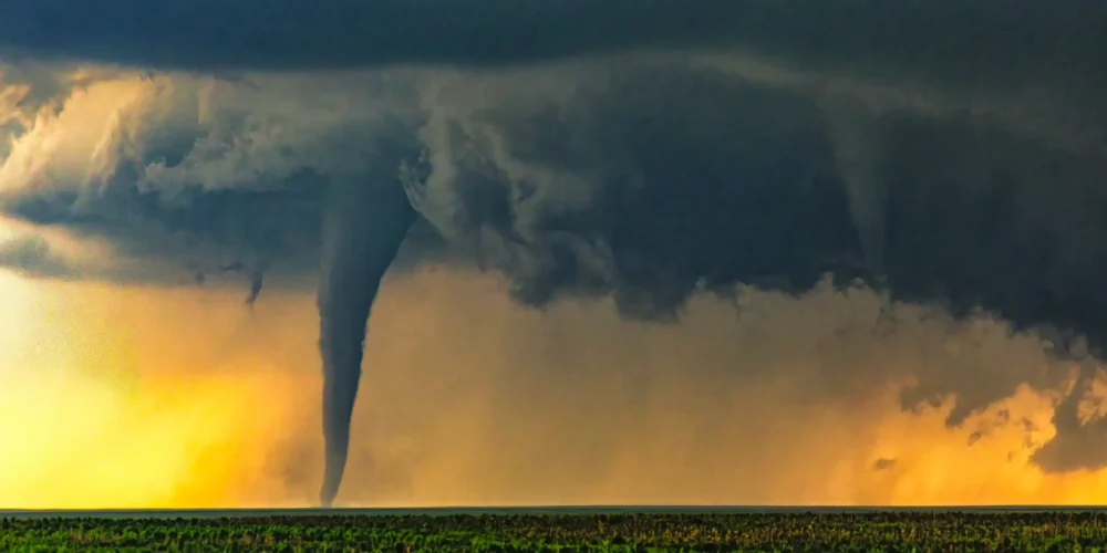 Central US Braces for Renewed Nighttime Tornado Threat as Severe Storms Persist